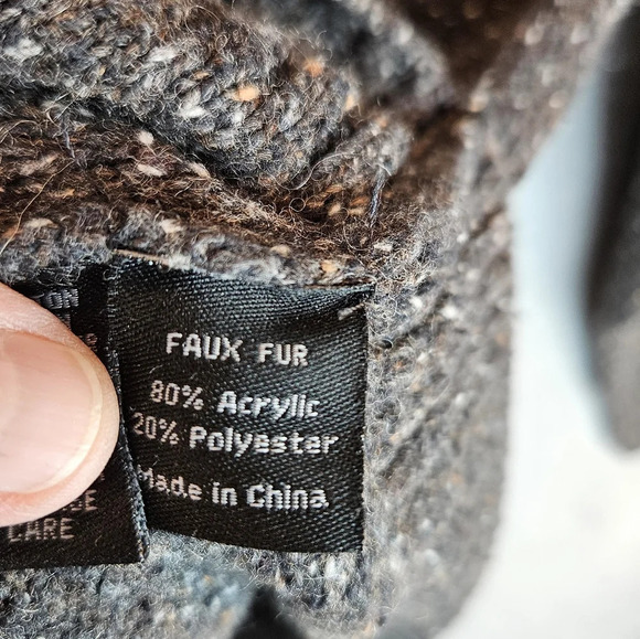 Buckle Black Mens Pull Over Faux Fur With Zip Textured Speckles Sweater Sz XL - Picture 9 of 14